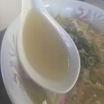 195997226 - スープは塩系鶏だし+野菜の出汁がきき旨いヤツ(⁠ ⁠ꈍ⁠ᴗ⁠ꈍ⁠)