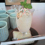 ビストロ 四季音 - バナナシェイク