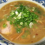 にぼし家 - 豚骨と煮干、鶏がらの濃厚スープ