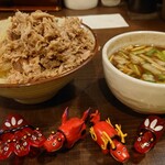 じゃじゃ。 - 魚粉豚骨つけ麺