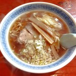 来々軒 - ワンタンメン 700円