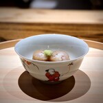 温石 - 麻機蓮根の蓮根餅で太刀魚を包み、さっと油通し。餡と絡んで、蓮根餅のモチモチ感とフワッとした太刀魚が絶妙。