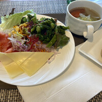 MIDO RESTAURANT PIC NIKA -  MIDO RESTAURANT PIC NIKA -