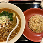 香巴拉 - 【’22.9】日替C :黒タンタン麺＋半チャーシューチャーハン　910えん