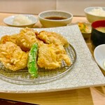 マグロと天ぷら定食 銀八 - 