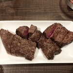 肉山 - 9．赤牛のランプ