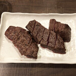 肉山 - 11．赤牛のイチボ