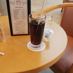 ハイビスカス - ドリンク写真:アイスコーヒー(440円)