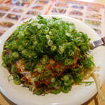 Okonomiyaki Raku - 山盛りねぎのせ・そばダブル☆