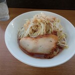 王者-23 - 王者の二郎系。野菜マシ、脂少し、ニンニクなし、辛味追加なし。