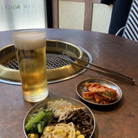 焼肉 スタミナ苑 - ランチビール、ナムル、キムチ