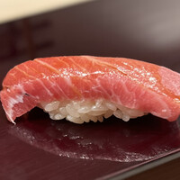 築地 すし Omakase - 大トロ