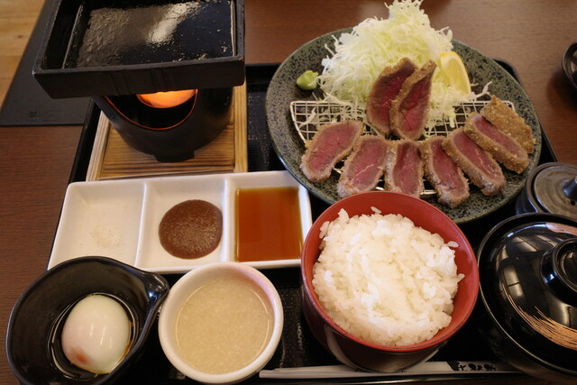 牛かつ 牛若丸 - 曽根田（とんかつ）の写真