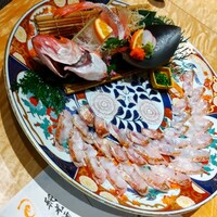 対馬のどぐろとイカ活き造り 博多 魚蔵 都ホテル店 - のどぐろ姿造り刺炙り