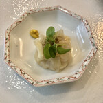 神戸牛炉釜炭焼ステーキ銀座一宮 - シュウマイ