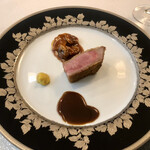 神戸牛炉釜炭焼ステーキ銀座一宮 - タン（舌）カツ