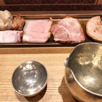 中華蕎麦 とみ田 - 酒と肉