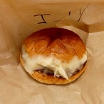 The CheeseBurger ESSEN - アリゴチーズ 450円