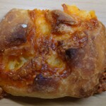 プチ・ポンレヴェック - レッドチェダーチーズのパヴェ