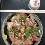 愛南 市場食堂 - まかない丼