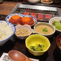 山形山　月島店 - 