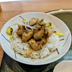 中華そば 深緑 - 知床鶏もも炙り焼き丼