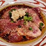 焼鳥食堂 - 肝のさしみ（748円）