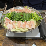 Hakata Ago Dashi Motsu Nabe Tsuchinouenohana - 