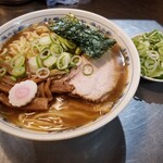 Takinogawa Taishouken - ラーメン＋ネギ。