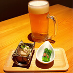 いざかや しん - お通しは海老芋のそぼろ煮と菜の花のおひたしです(o^^o)