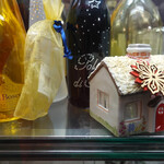 エビスエスクラッシコ - 数々のトロフィーと共に・・