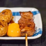 やきとり処 い志井 - 2023.2 つくね（400円）、はらみ（180円）横隔膜