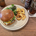 CRITTERS BURGER - 