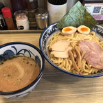 秋葉原つけ麺 油そば 楽 - 