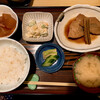 ふきのとう - 料理写真:まぐろ煮つけ定食⭐︎しじみの味噌汁に癒される〜