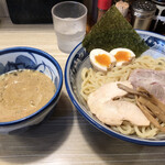 秋葉原つけ麺 油そば 楽 - 