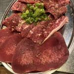 Yakiniku Dondon - 