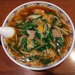 桜木屋 - ニラそば：８７０円+大盛：１００円（各税込）【２０２３年１月撮影】