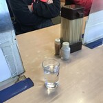 梅乃家 - テーブル