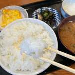 ごはん屋 たこ八食堂 - 