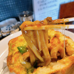 串焼き BUBU-TON - カレーが絡まり、チーズものび〜っと！美味しいです