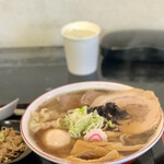 らー麺　Do・Ni・Bo - 朝ラー全部のせアッサリ✨✨✨