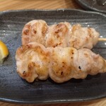 炭火串焼 らくだ - せせり塩や井