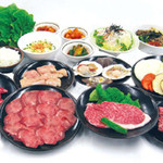 Yakiniku Tabehoudai Kangeki Dondon - 5000円コース（全12品、ライス、（ﾋﾞﾋﾞﾝﾊﾞ）アイス選択性）