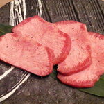 近江うし焼肉 にくTATSU - 