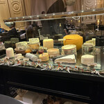 ガストロノミー ジョエル・ロブション - チーズワゴン