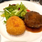 洋食屋 ふじ家 - ハンバーグと、帆立とエビのクリームコロッケ
