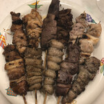 Kurofune Ya - 成瀬で焼き鳥テイクアウト=3=3=3
                        コロナ禍でやっぱり飲食するお客さんが減ったからだろう、テイクアウト出来るお店が増えたなぁ☆彡
                        本当はちゃんとお店で食べたいけれど、たまにはこういうのも美味しいね♪