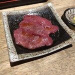 Sumibiyakiniku Shiro - ミニ塩タン
