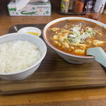 196104395 - 麻婆麺とライス